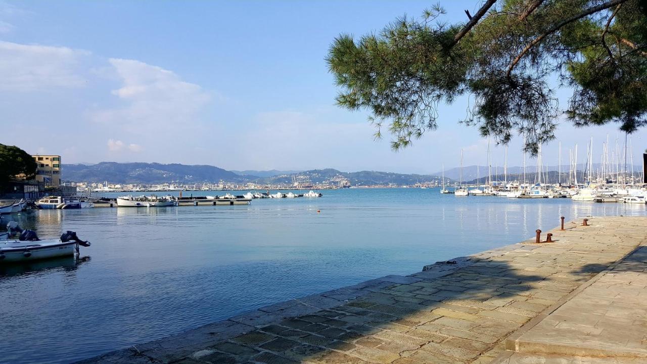 La Terrazza Nel Carruggio Villa Fezzano  Exterior foto